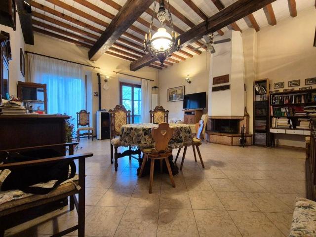 Villa Indipendente in vendita a San Faustino-Madonnina-Quattroville, Modena