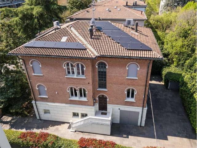 Villa Indipendente in vendita a San Faustino-Madonnina-Quattroville, Modena