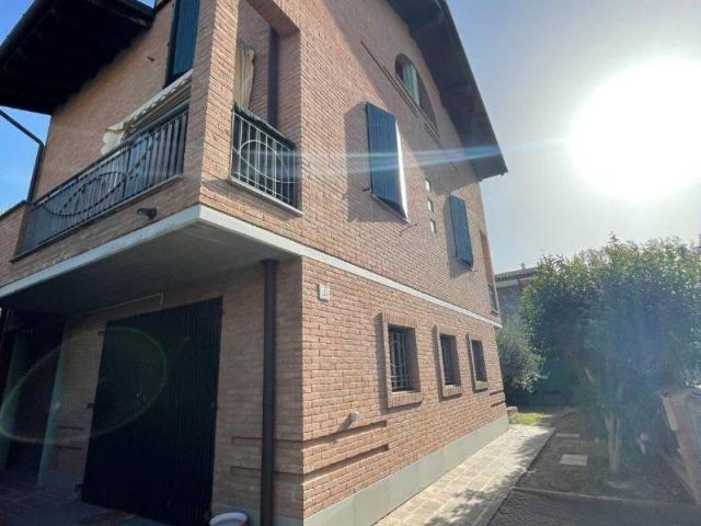 Villa Indipendente in vendita a Modena, Saliceta San Giuliano