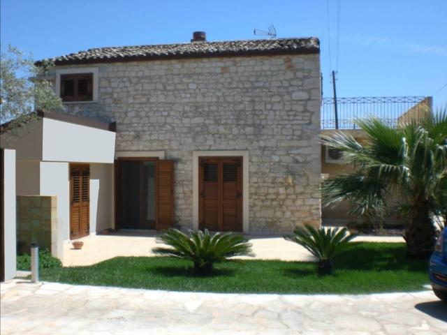 Villa Indipendente in vendita a Zappulla, Marina Di Modica