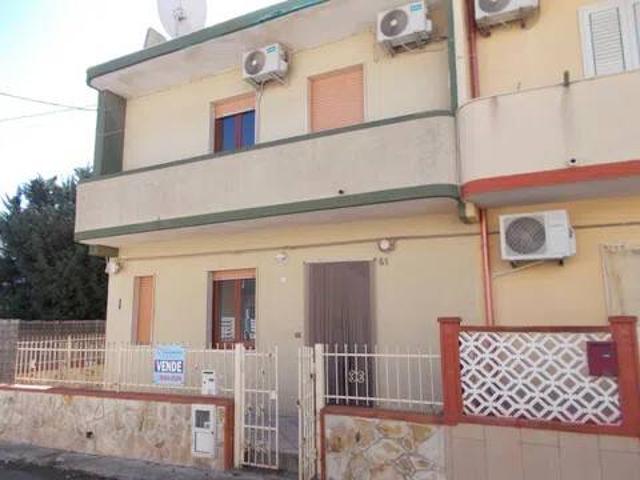 Villa Indipendente in vendita a Marina di Modica, Marina Di Modica