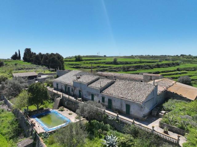 Villa Indipendente in vendita a Marina Di Modica, Sicilia