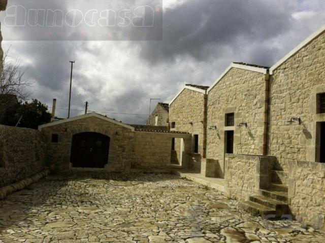 Villa Indipendente in vendita a Marina Di Modica, Sicilia
