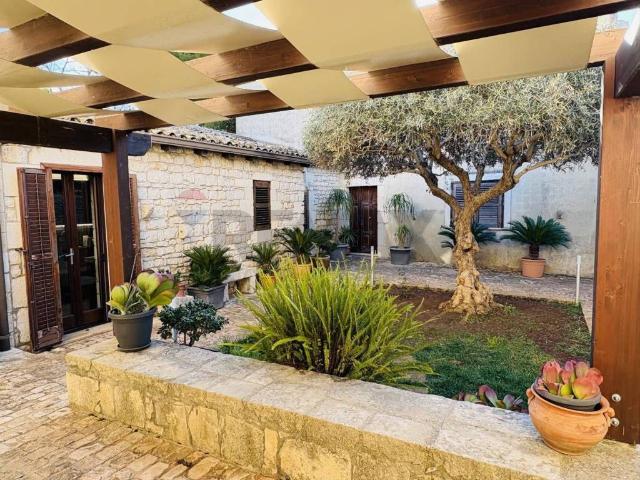 Villa Indipendente in vendita a Sacro Cuore, Marina Di Modica