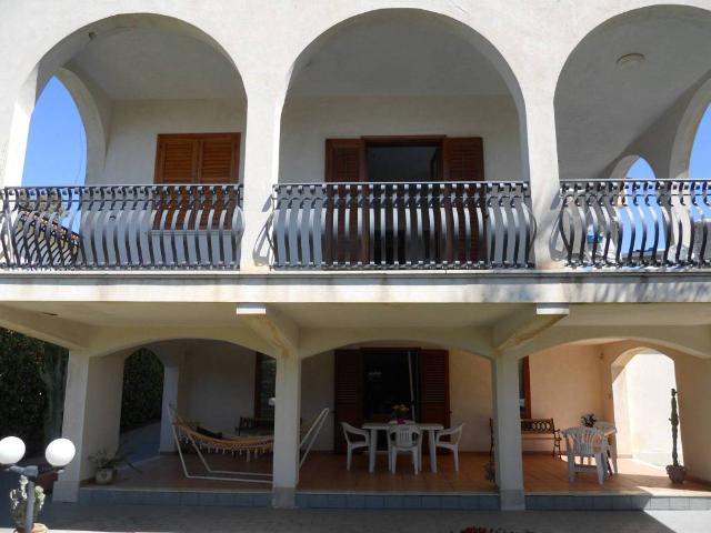Villa Indipendente in vendita a Marina di Modica, Marina Di Modica