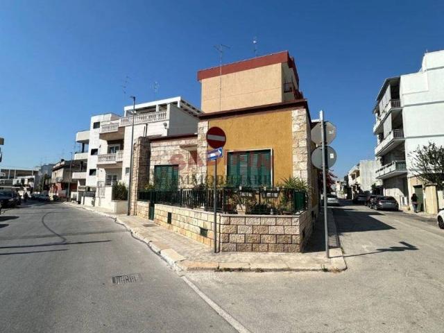 Villa Indipendente in vendita a Puglia, Bari
