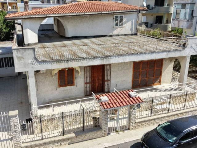 Villa Indipendente in vendita a Piscina dei preti, Modugno