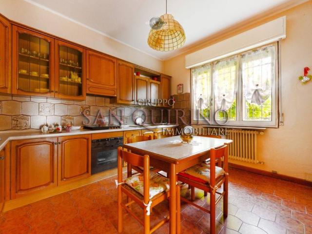 Villa Indipendente in vendita a Moglia, Lombardia