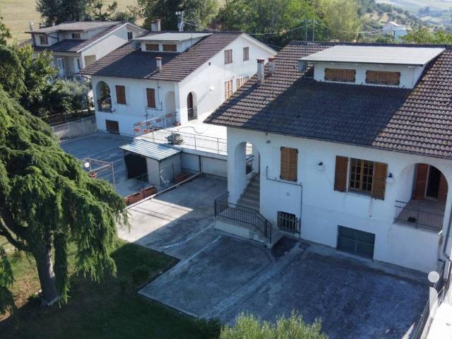 Villa Indipendente in vendita a Marche, Macerata