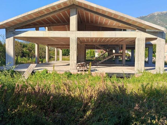 Villa Indipendente in vendita a Moiano