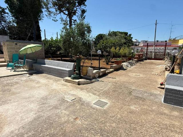Villa Indipendente in vendita a Mola di Bari, Bari