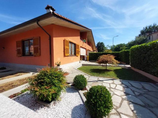 Villa Indipendente in vendita a Piemonte, Alessandria
