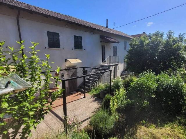 Villa Indipendente in vendita a Piemonte, Alessandria