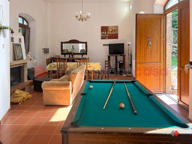 Villa Indipendente in vendita a Unione Comuni Garfagnana, Molazzana