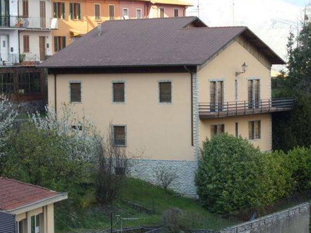 Villa Indipendente in vendita a Unione Comuni Garfagnana, Molazzana