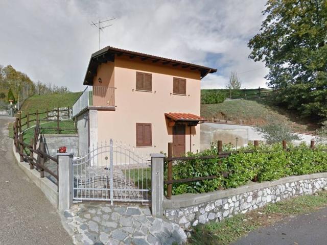 Villa Indipendente in vendita a Unione Comuni Garfagnana, Molazzana