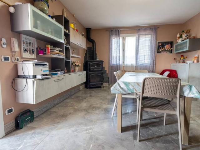Villa Indipendente in vendita a Molinella, Reggio Emilia