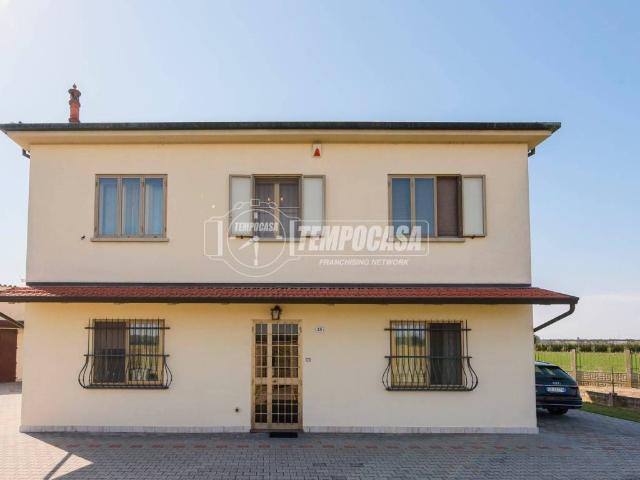 Villa Indipendente in vendita a Palazzina, Molinella