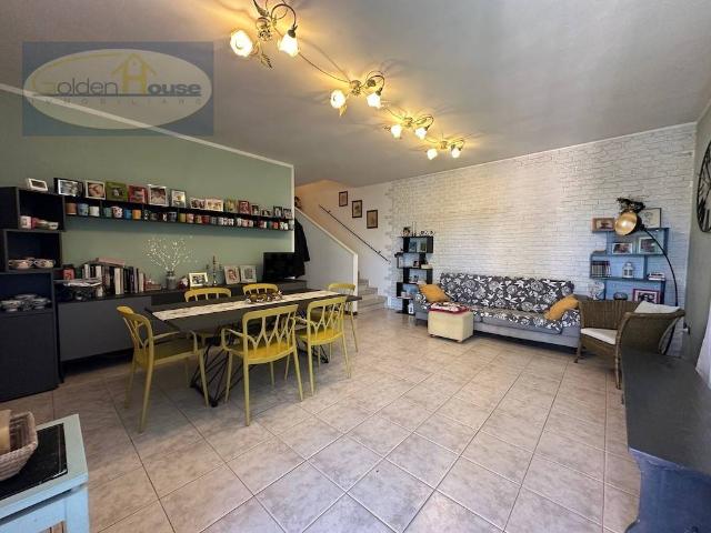Villa Indipendente in vendita a Molinella, Reggio Emilia