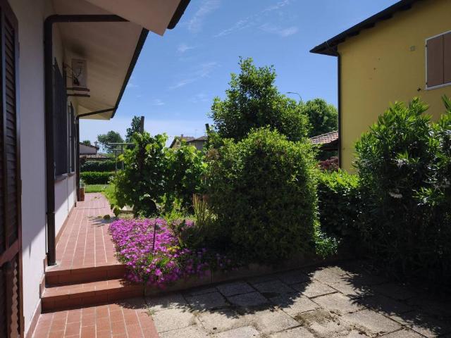 Villa Indipendente in vendita a Molinella, Reggio Emilia