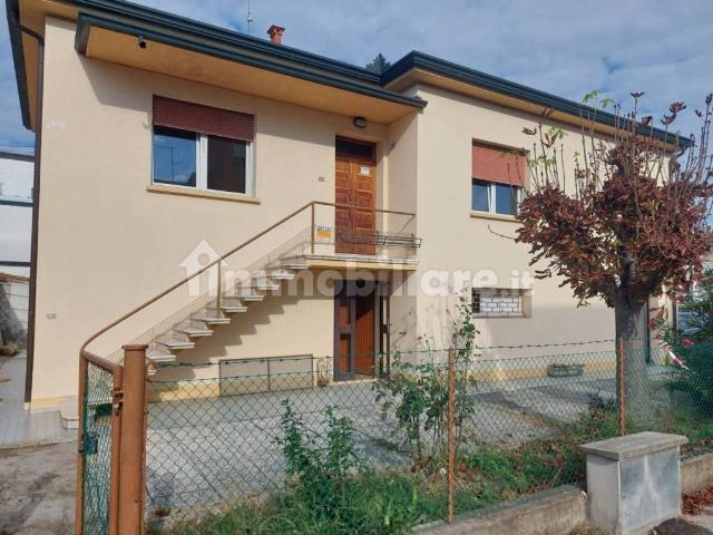 Villa Indipendente in vendita a Molinella, Reggio Emilia