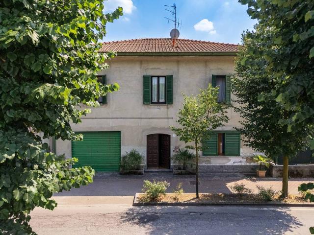 Villa Indipendente in vendita a Molteno, Lombardia