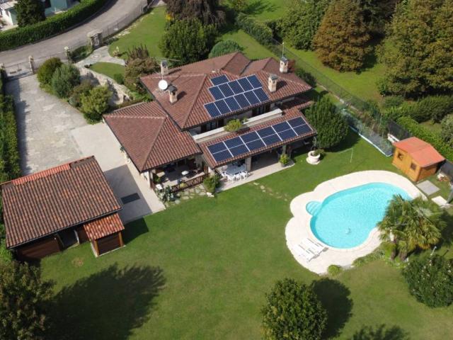 Villa Indipendente in vendita a Molteno, Lecco