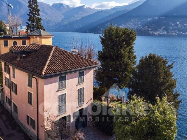 Villa Indipendente in vendita a Moltrasio, Lombardia