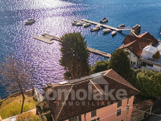 Villa Indipendente in vendita a Moltrasio, Lombardia