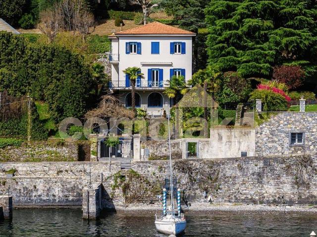 Villa Indipendente in vendita a Moltrasio, Lombardia