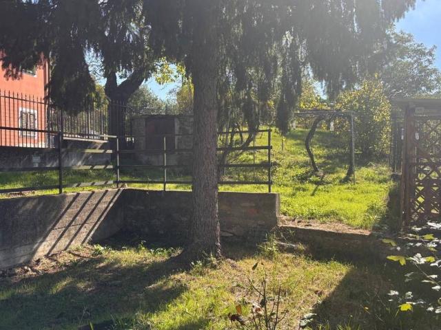 Villa Indipendente in vendita a Piemonte, Asti