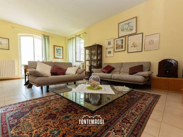 Villa Indipendente in vendita a Marche, Pesaro E Urbino