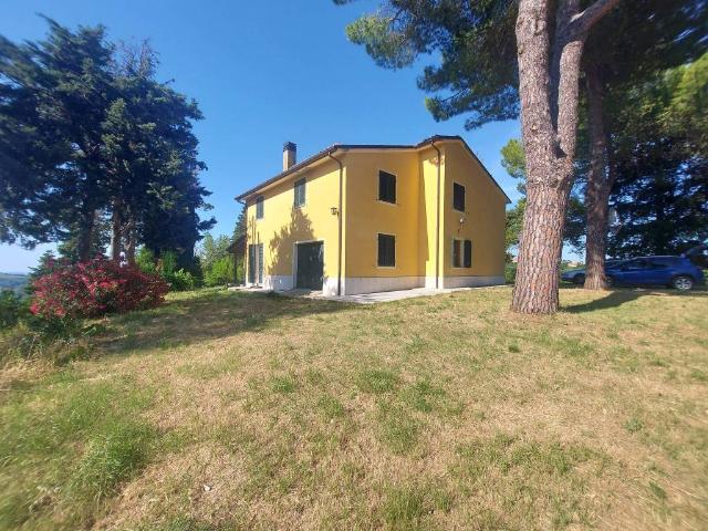 Villa Indipendente in vendita a Marche, Pesaro E Urbino