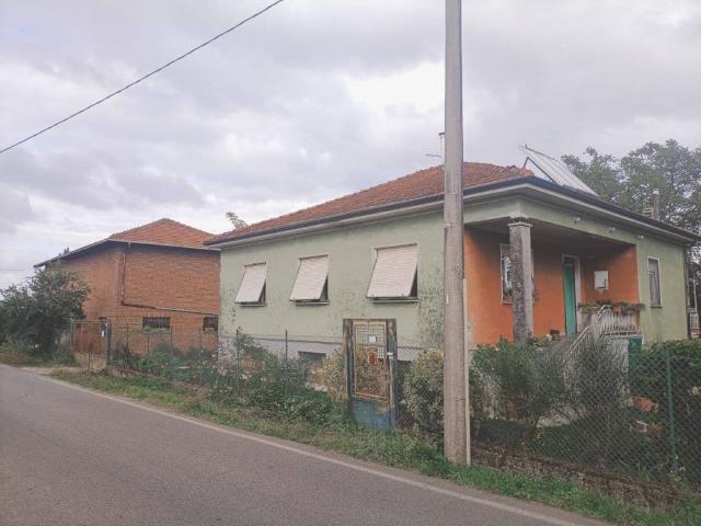 Villa Indipendente in vendita a Piemonte, Asti