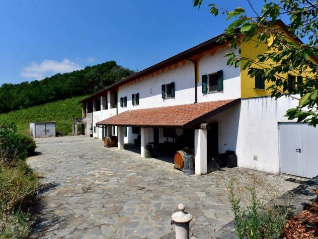 Villa Indipendente in vendita a Piemonte, Asti