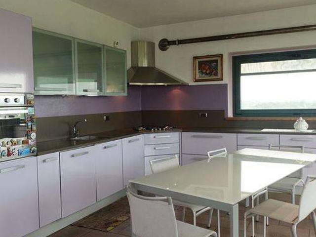 Villa Indipendente in vendita a Piemonte, Asti