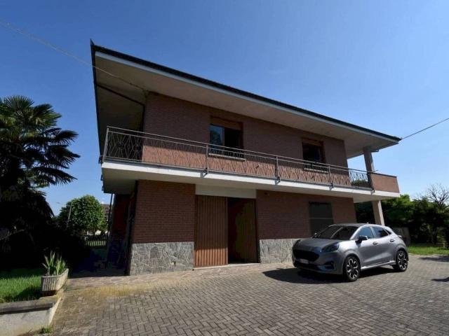 Villa Indipendente in vendita a Piemonte, Asti