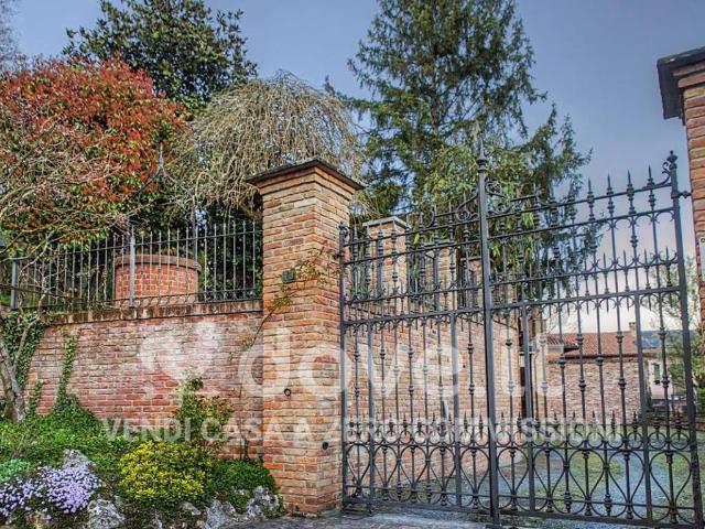 Villa Indipendente in vendita a Monale, Asti