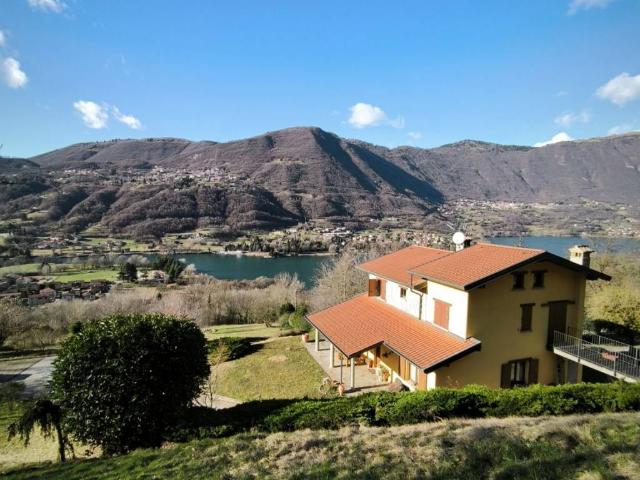 Villa Indipendente in vendita a Monasterolo, Lombardia