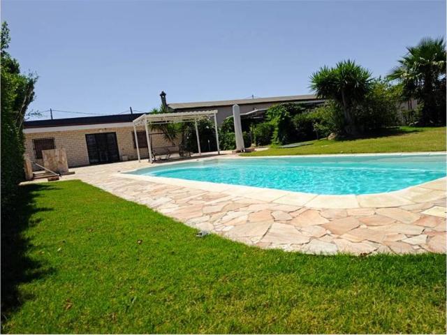 Villa Indipendente in vendita a Monastir, Sardigna/Sardegna