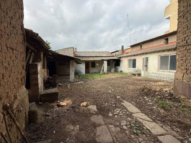 Villa Indipendente in vendita a Monastir, Sardigna/Sardegna