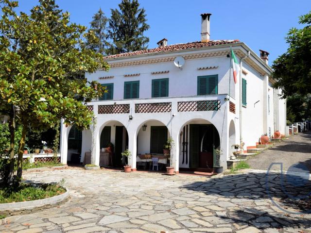 Villa Indipendente in vendita a Revigliasco, Piemonte