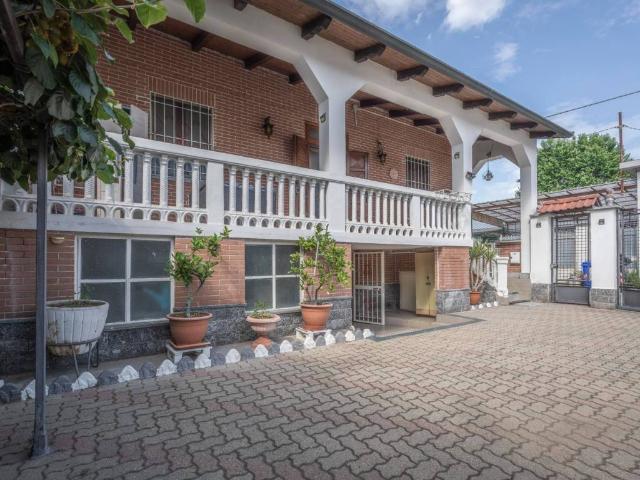 Villa Indipendente in vendita a Piemonte, Torino