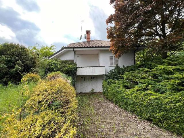 Villa Indipendente in vendita a Revigliasco, Piemonte