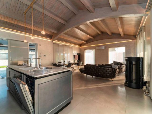 Villa Indipendente in vendita a Tagliaferro, Piemonte