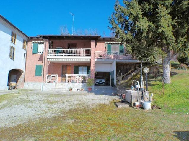 Villa Indipendente in vendita a Piemonte, Asti