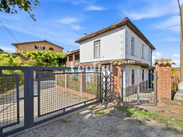 Villa Indipendente in vendita a Moncalvo, Asti