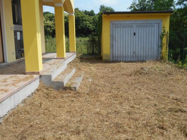 Villa Indipendente in vendita a Piemonte, Vercelli