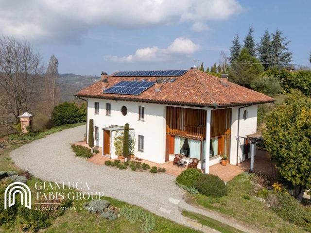 Villa Indipendente in vendita a Piemonte, Asti
