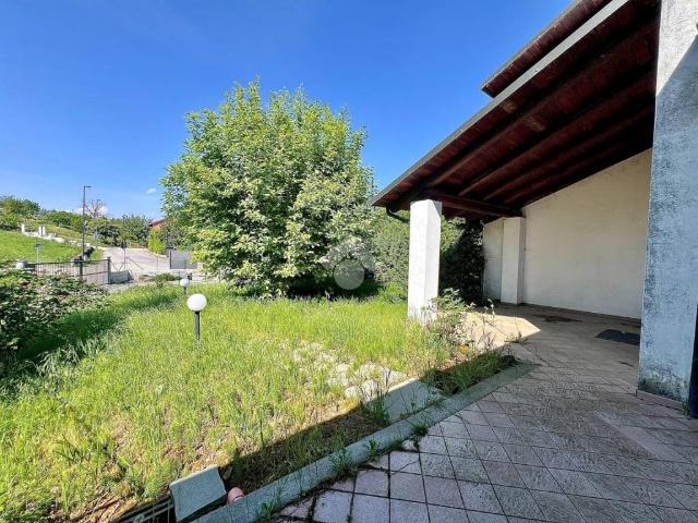 Villa Indipendente in vendita a Piemonte, Asti